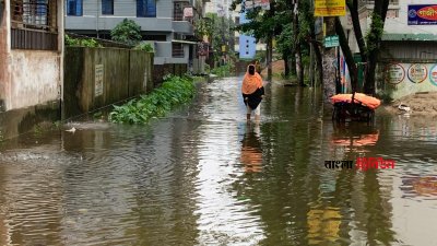 নোয়াখালীর সার্বিক বন্যা পরিস্থিতি কোথাও উন্নতি এবং কোথাও অবনতি
