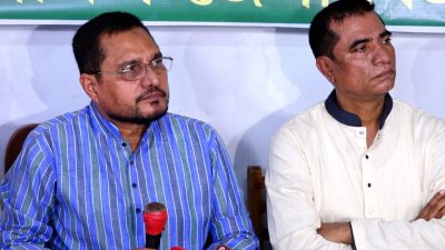 চট্টগ্রাম দক্ষিণ জেলা বিএনপির আহ্বায়ক আবু সুফিয়ান এবং দক্ষিণ জেলা বিএনপির সিনিয়র যুগ্ম আহ্বায়ক এনামুল হক এনাম।