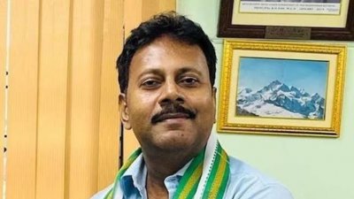 আরজি কর হাসপাতালের সাবেক অধ্যক্ষ সন্দীপ ঘোষ।