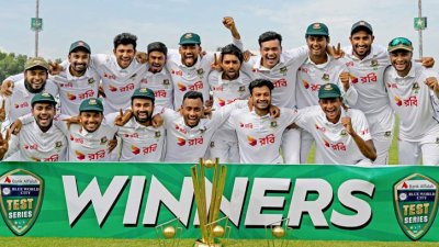 পাকিস্তানে ট্রফির সঙ্গে বাংলাদেশের কে কোন পুরস্কার পেলেন