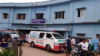 ময়নাতদন্তের জন্য লাশ নোয়াখালী জেনারেল হাসপাতালে পাঠানো হয়েছে