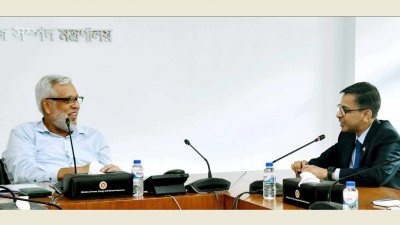 বিদ্যুৎ, জ্বালানি ও খনিজ সম্পদ মন্ত্রণালয়ের উপদেষ্টা মুহাম্মদ ফাওজুল কবির খানের সঙ্গে দেখা করেন ভারতীয় হাইকমিশনার প্রণয় ভার্মা (ছবি: পিআইডি)