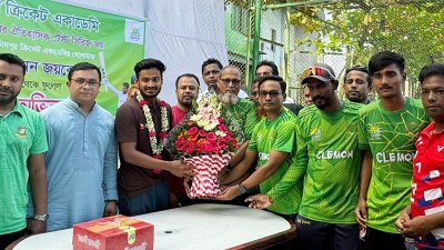 চাঁদপুরে মাহমুদুল হাসানকে সংবর্ধনা