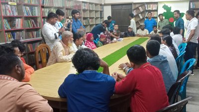 প্রতিনিধি দলের সদস্যরা জেলার নিহত ছয় পরিবার এবং আহতদের পরিবারের সদস্য ও স্বজনদের সঙ্গে কথা বলেন