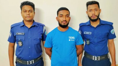 পুলিশের হেফাজতে থাকা ফারুকুলকে গ্রেফতার দেখিয়ে আদালতে পাঠানো হয়েছে