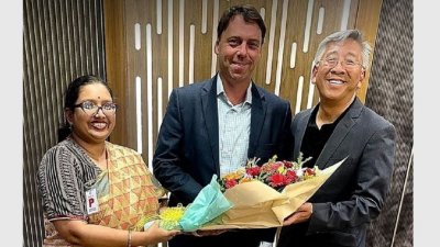 মন্ত্রণালয় জানিয়েছে, দ্বিপাক্ষিক সম্পর্কের বিভিন্ন বিষয়ে আলোচনা করতে মার্কিন প্রতিনিধি দলটি বাংলাদেশ সফর করছে।