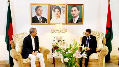 মির্জা ফখরুল ইসলাম আলমগীরের সঙ্গে সাক্ষাৎ করেছেন ভারতীয় হাই কমিশনার প্রণয় ভার্মা