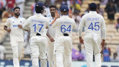 ম্যাচসেরা পারফরম্যান্স করেছেন অশ্বিন।