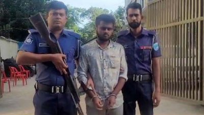 গ্রেফতার মাহমুদুল হাসান রায়হান