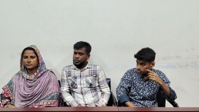 রায়হানের পরিবারের সংবাদ সম্মেলন