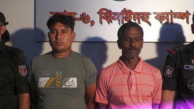 আটক দুই জন