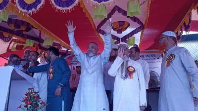 বৃহস্পতিবার কুমিল্লার বুড়িচং উপজেলার নিমসার বাজার এলাকায় পথসভায় বক্তব্য রেখেছেন জামায়াতে ইসলামীর নায়েবে আমির ডা. আবদুল্লাহ মোহাম্মদ তাহের