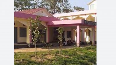নোয়াপাড়া ইউনিয়ন পরিষদ কার্যালয় থেকে দুজনকে সশস্ত্র একটি দল অস্ত্রের মুখে তুলে নিয়ে যায়