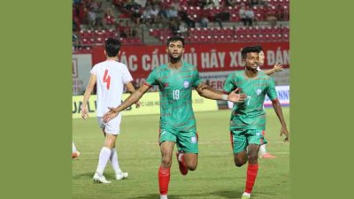নোভার গোল উদযাপন