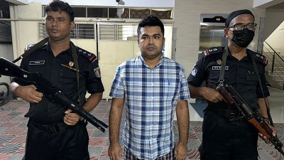 গ্রেফতার ছাত্রলীগ নেতা