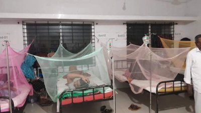 হাসপাতালে চিকিৎসাধীন ডেঙ্গুতে আক্রান্ত রোগী