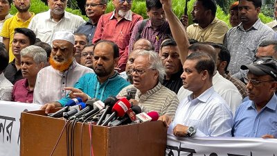 বক্তব্য দিচ্ছেন রুহুল কবির রিজভী