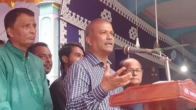 সিরাজগঞ্জে পূজামণ্ডপে মতবিনিময় সভায় বক্তব্য দেন আসিফ নজরুল