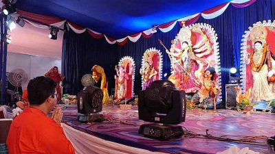 সকাল ৮টা ২৬ মিনিটে শুরু হয় নবমী পূজা