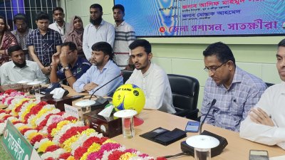 মতবিনিময় সভায়  প্রধান অতিথির বক্তব্যে ক্রীড়া উপদেষ্টা  আসিফ মাহমুদ