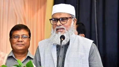 চট্টগ্রামে বৌদ্ধদের এক অনুষ্ঠানে বক্তব্য দেন ধর্ম উপদেষ্টা