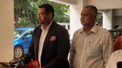 তাবিথের হয়ে ফরম জমা দেন তাজওয়ার