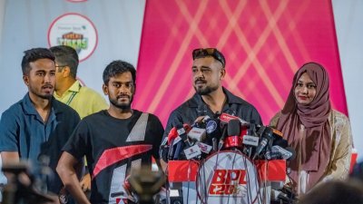 প্লেয়ার্স ড্রাফটে উপস্থিত ছিলেন মিরাজ।