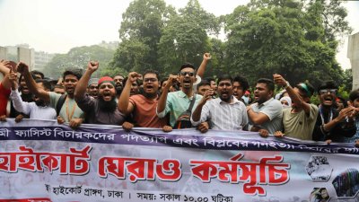 ছাত্রদের হাইকোর্ট ঘেরাও কর্মসূচি (ছবি: নাসিরুল ইসলাম)