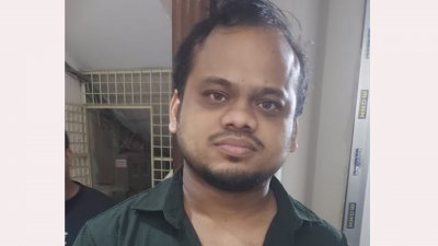 ইয়াছিন শিকদার