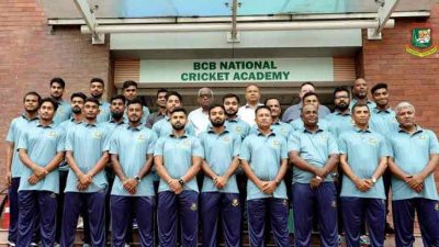 আকবরের নেতৃত্বে যাচ্ছে দল