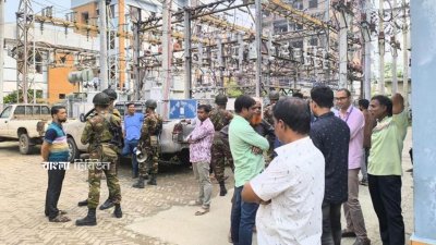 যৌথ বাহিনীর হস্তক্ষেপে ছয় ঘণ্টা পর কুমিল্লায় বিদ্যুৎ-সংযোগ চালু হয়েছে