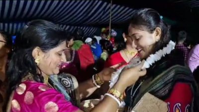পশ্চিমবঙ্গে বন্ধু পাতানোর অভিনব মেলা।
