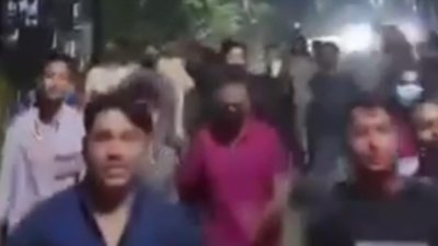 মধ্যরাতে আওয়ামী লীগের মিছিল