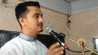 রবিবার পঞ্চগড় সরকারি বালিকা উচ্চ বিদ্যালয়ে মতবিনিময় সভায় বক্তব্য দেন সারজিস আলম