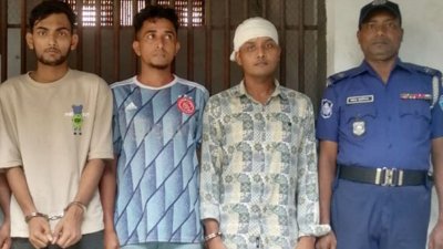 গ্রেফতারকৃত তিন জনকে কারাগারে পাঠিয়েছে পুলিশ