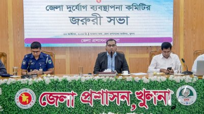 বুধবার বিকালে জেলা প্রশাসকের সম্মেলনকক্ষে বক্তব্য রাখেন জেলা প্রশাসক মোহাম্মদ সাইফুল ইসলাম