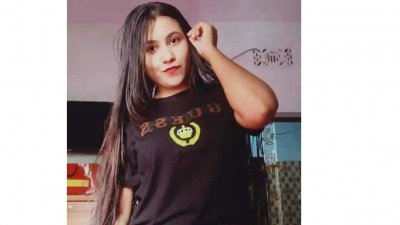 পরীক্ষা দিতে এসে গ্রেফতার ছাত্রলীগ নেত্রী
