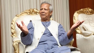 ব্রিটিশ সংবাদমাধ্যম দ্য ফিন্যান্সিয়াল টাইমসকে সাক্ষাৎকার দিয়েন প্রধান উপদেষ্টা ড. মুহাম্মদ ইউনূস