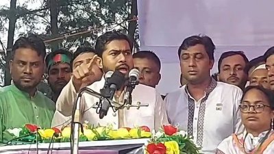 প্রধান অতিথির বক্তব্যে গণঅধিকার পরিষদের কেন্দ্রীয় সভাপতি নুরুল হক নুর