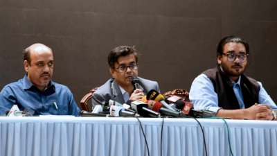 প্রধান উপদেষ্টার প্রেস উইংয়ের সংবাদ সম্মেলন