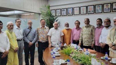 ইউজিসিতে একটি কক্ষ বরাদ্দ চায় অবসরপ্রাপ্ত কর্মকর্তা কল্যাণ সমিতি