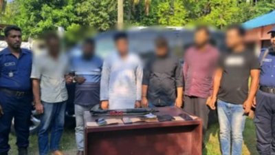 গ্রেফতার ছয় আসামি