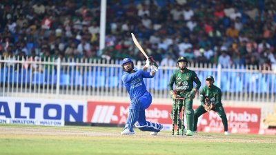 প্রথম ওয়ানডেতে হার দেখেছে বাংলাদেশ।