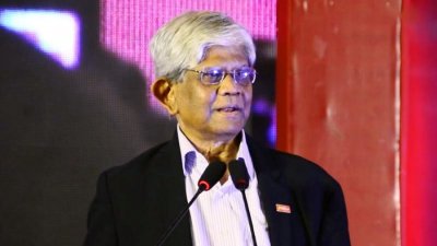 অর্থ উপদেষ্টা ড. সালেহউদ্দিন আহমেদ (ছবি: সংগৃহীত)