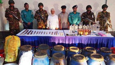 গ্রেফতার বাবা-ছেলে