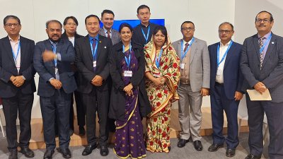 কপ-২৯ সম্মেলনে বাংলাদেশ প্যাভিলিয়নে নেপাল ও ভুটানের পরিবেশ সচিবদের সঙ্গে উপদেষ্টা সৈয়দা রিজওয়ানা হাসান