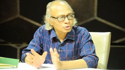 নিউ এজ সম্পাদক নুরুল কবির (ছবি: সংগৃহীত)