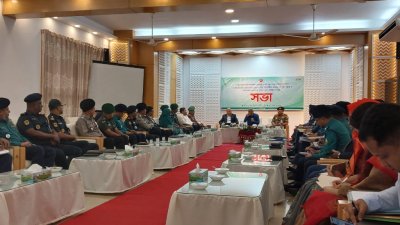 সিলেট সার্কিট হাউসে সার্বিক আইনশৃঙ্খলা পরিস্থিতি সংক্রান্ত সভায় অংশ নেন স্বরাষ্ট্র উপদেষ্টা লেফটেন্যান্ট জেনারেল (অব.) মো. জাহাঙ্গীর আলম চৌধুরী
