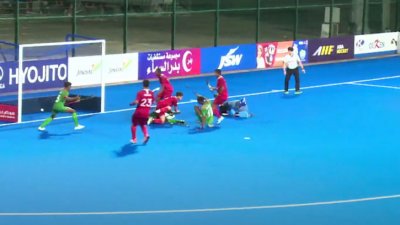 জালে জড়ালো বল, এগিয়ে গেলো বাংলাদেশ