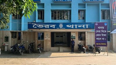 বাসা থেকে মা-বাবা ও ২ সন্তানের মরদেহ উদ্ধার